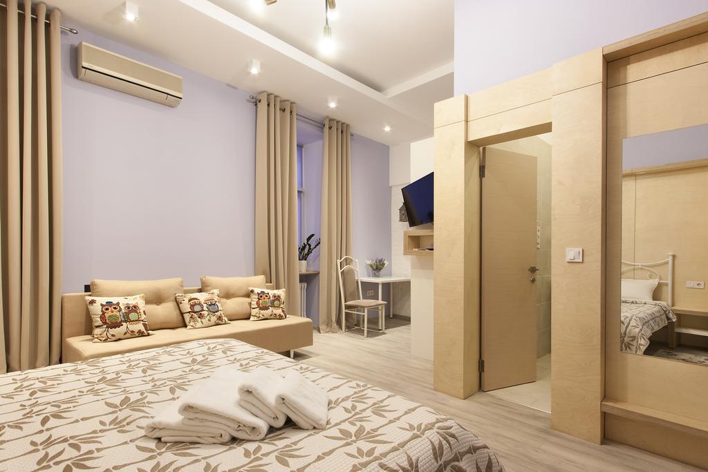 Bessarabka Apartments Kyiv Exterior photo